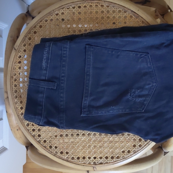 Current/Elliot Ripped Ankle Cut Black Denim sz: 26 - Picture 4 of 5